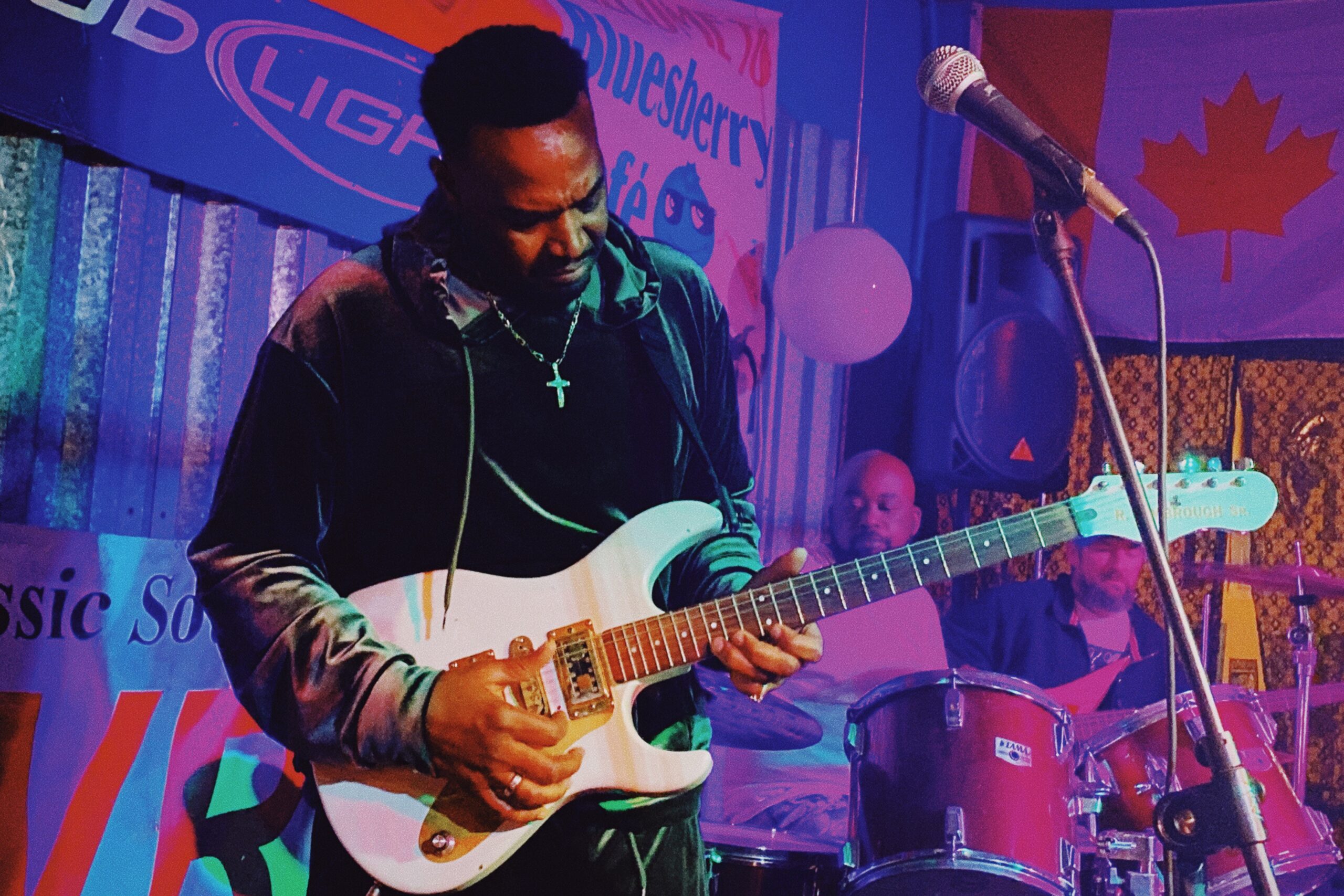 Juke Joint Fest Journal: Friday Night: Frank “Guitar” Rimmer Jr. at Red’s; Robert Kimbrough Jr at Bluesberry Cafe
